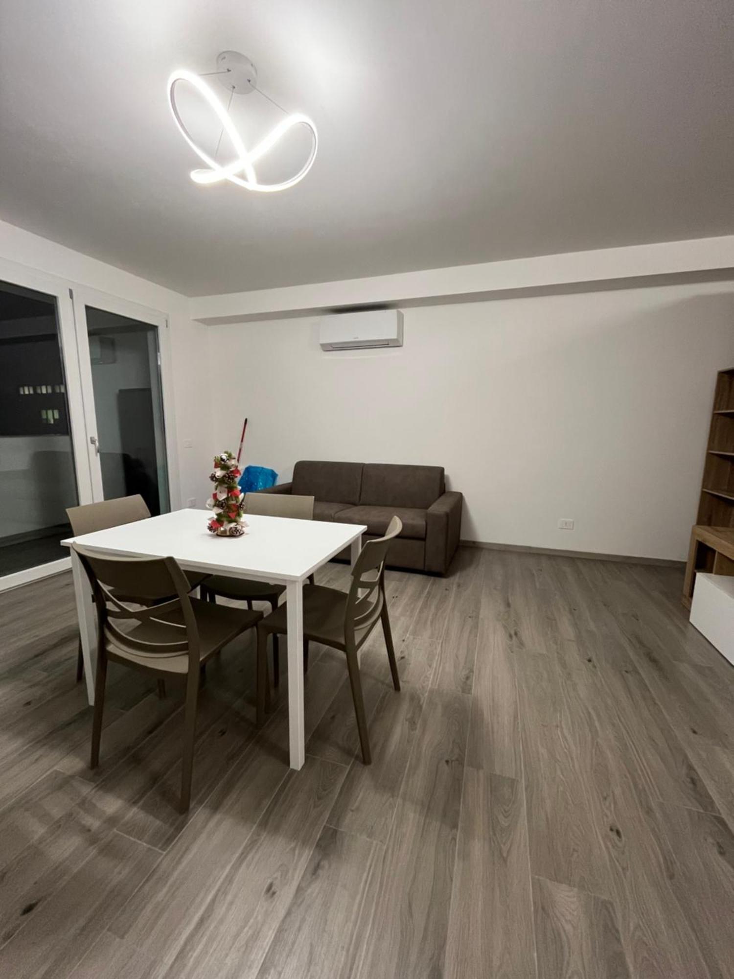 Alessandrino Apartment Rzym Zewnętrze zdjęcie