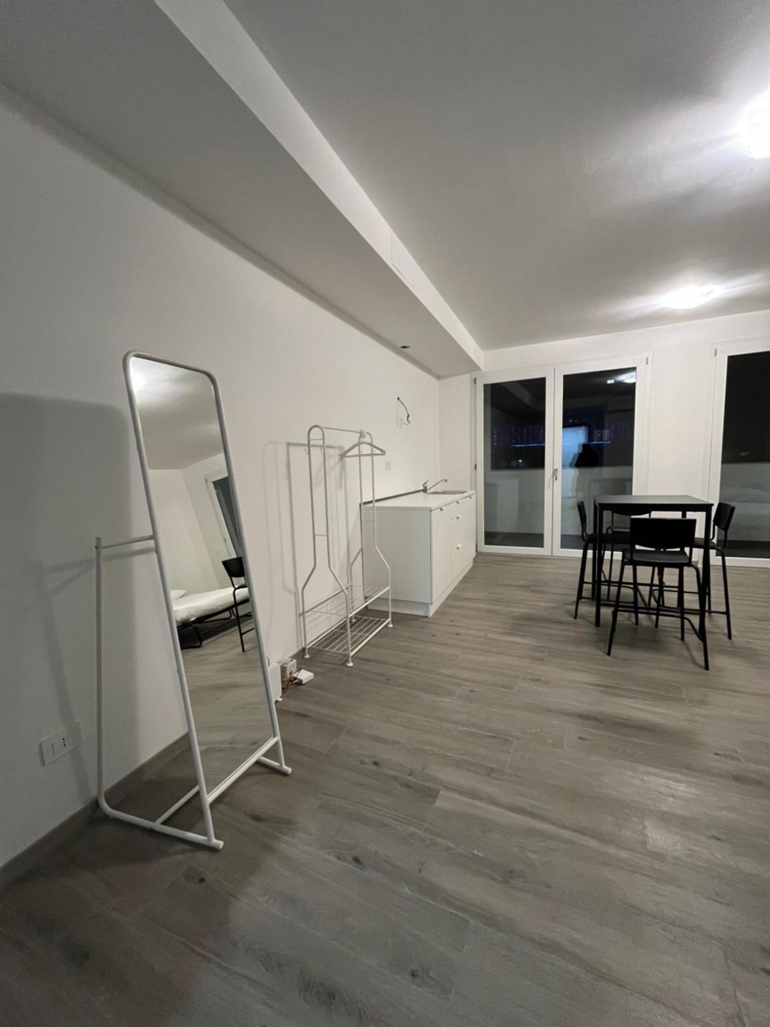 Alessandrino Apartment Rzym Zewnętrze zdjęcie