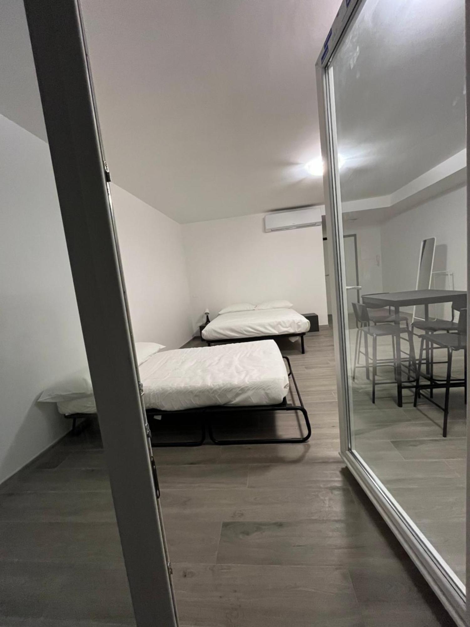 Alessandrino Apartment Rzym Zewnętrze zdjęcie
